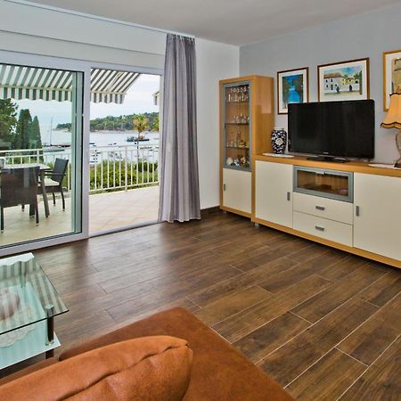 Apartments Grgo Хвар Екстер'єр фото