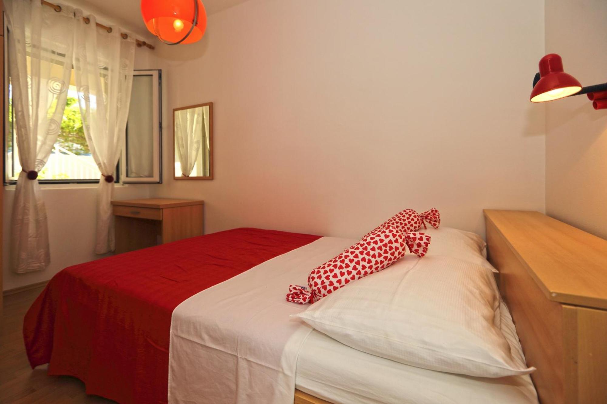 Apartments Grgo Хвар Екстер'єр фото