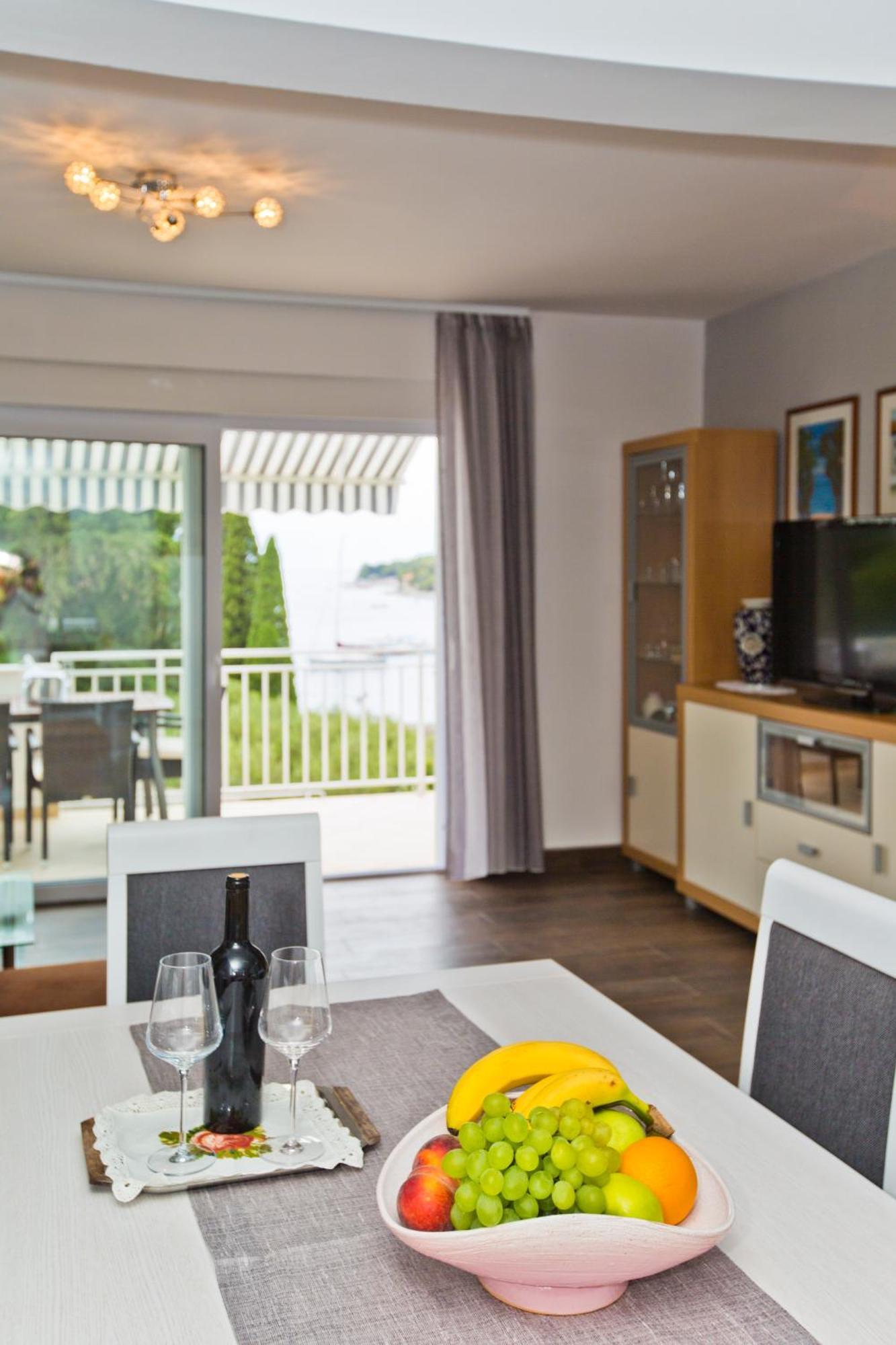 Apartments Grgo Хвар Екстер'єр фото